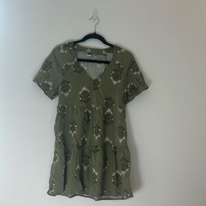 Old Navy Green Tiered Floral Short Sleeve Dress xs petite extra small